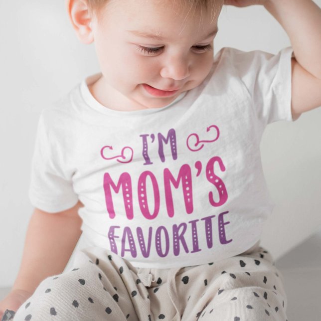 T-shirt Pour Bébé Je suis le favori de maman (Créateur téléchargé)