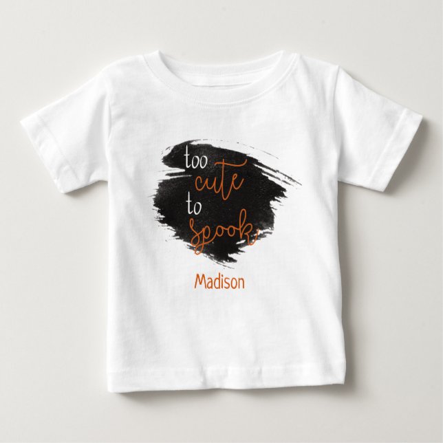 T-shirt Pour Bébé Jolie Halloween Trop Mignonne Pour Parler Nom Des  (Devant)