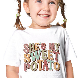 T-shirt Pour Bébé Jolie Rétro Thanksgiving "She Is My Sweet Potato"