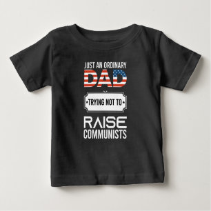 T-shirt Pour Bébé Juste Un Père Ordinaire Essayant De Ne Pas Élever