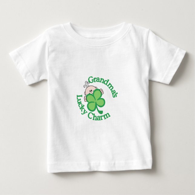 T-shirt Pour Bébé Le charme chanceux de la grand-maman (Devant)