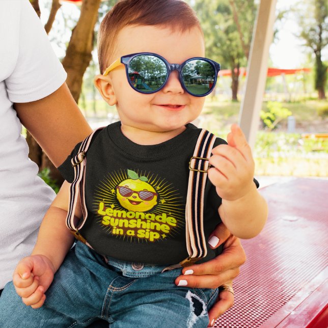 T-shirt Pour Bébé Léonade Soleil Jouant Dans Un Sip Baby Citron Tee (Créateur téléchargé)