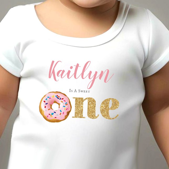 T-shirt Pour Bébé Les gentilles filles au donut 1er anniversaire (Créateur téléchargé)