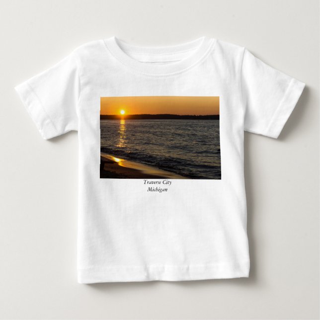 T-shirt Pour Bébé Les Jours Se Terminent À Traverse City (Devant)