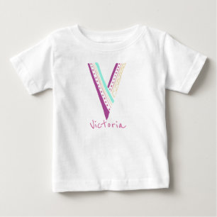 T-shirt Pour Bébé Lettre manuscrite V avec nom personnalisable