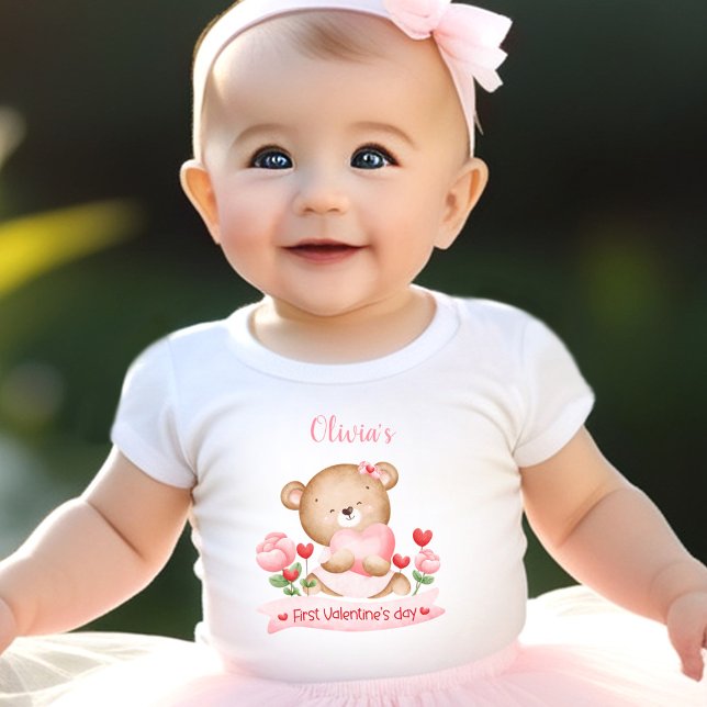 T-shirt Pour Bébé Ma première Saint Valentin Nom personnalisé Rose (My first Valentine's day Personalized Name Pink Baby T-Shirt)