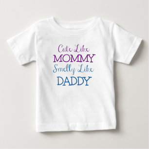 T-shirt Pour Bébé Mignon comme la maman puante comme le papa