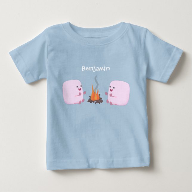 T-shirt Pour Bébé Mignons marshmallows roses près d'un feu de camp d (Devant)