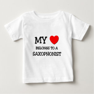 T-shirt Pour Bébé Mon coeur appartient à un SAXOPHONISTE