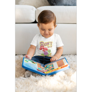 T-shirt Pour Bébé Ne me bourre pas Je lis un mignon escargot