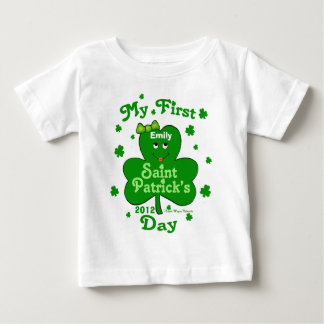 T-shirt Pour Bébé Nom personnalisé Baby Girl's First St. Patrick's D