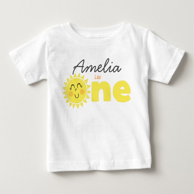 T-shirt Pour Bébé Notre petit soleil est un (Devant)