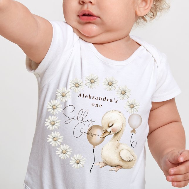 T-shirt Pour Bébé One Silly Goose Neutral Boho Baby 1er anniversaire (Créateur téléchargé)