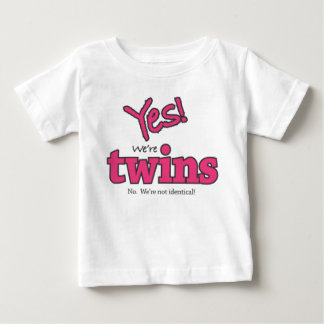 T-shirt Pour Bébé Oui ! Nous sommes des jumeaux (non. Nous ne sommes
