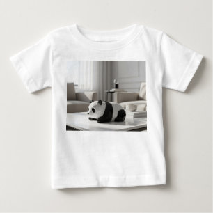 T-shirt Pour Bébé Panda en porcelaine minimaliste sur table en marbr