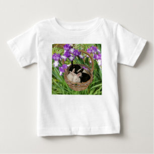 T-shirt Pour Bébé Panier adorable de bébés lapins