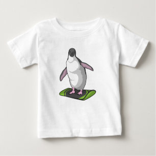 T-shirt Pour Bébé Penguin en Snowboardeur avec Snowboard