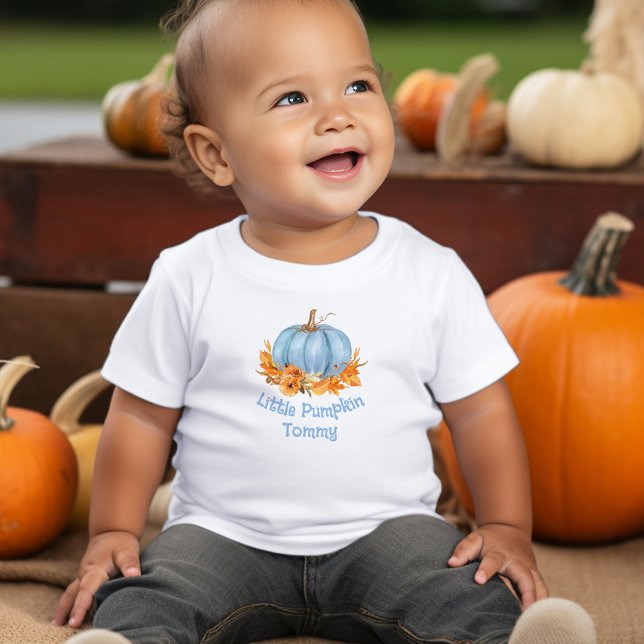 T-shirt Pour Bébé Petit Citrouille Automne Baby Nom du garçon (Little Pumpkin Fall Baby Boy Name Baby T-Shirt)