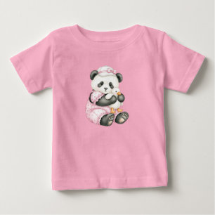 T-shirt Pour Bébé Petit panda en combinaison rose par Natasha Us