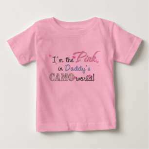 T-shirt Pour Bébé Pink In Daddy's Camo World !