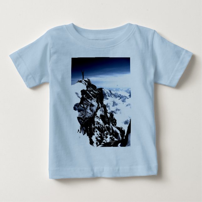 T-shirt Pour Bébé Réalisation de l'alpiniste hiver de neige (Devant)