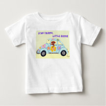 Reste cool, petit hippie dachshund en voiture