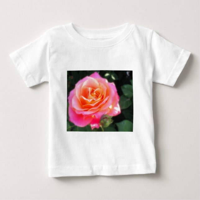 T-shirt Pour Bébé Rose de cœur d'or (Devant)