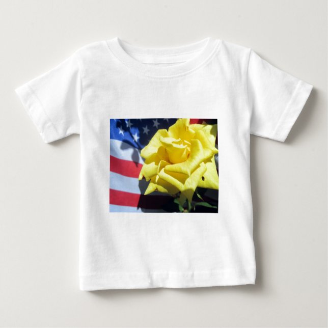 T-shirt Pour Bébé Rose patriotique (Devant)