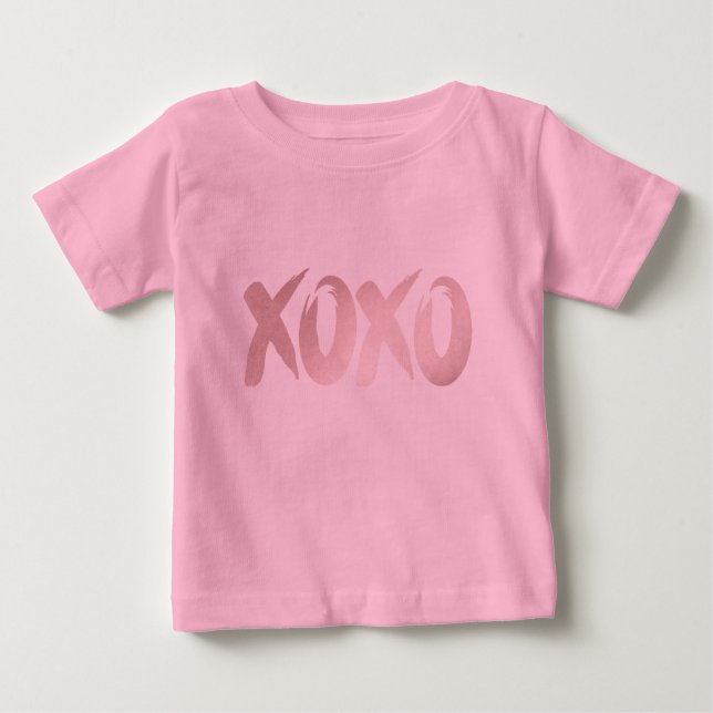 T-shirt Pour Bébé Rose XOXO | Script de brosse lettres main mignon (Devant)