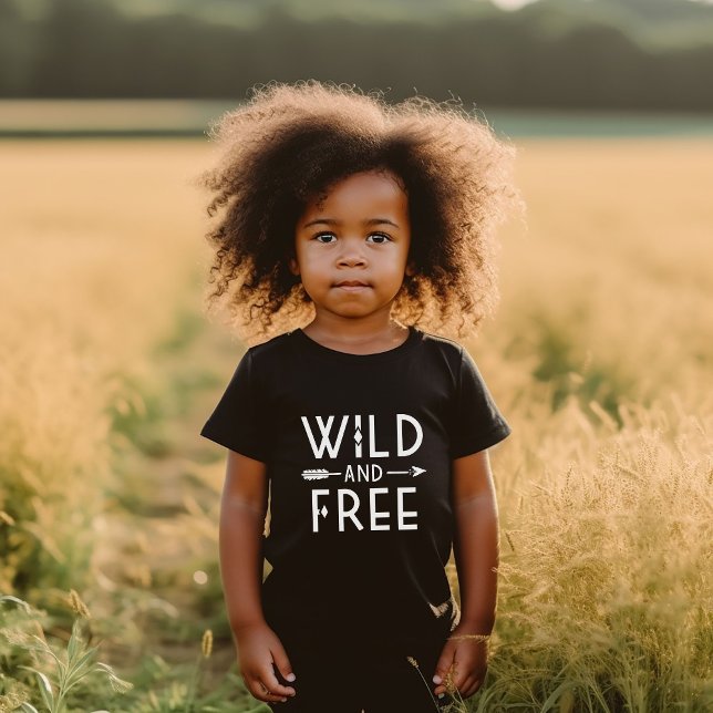 T-shirt Pour Bébé Sauvage et libre (Créateur téléchargé)