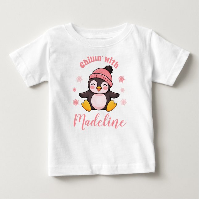 T-shirt Pour Bébé Se détendre avec le nom Mignon Manchot Noël Hiver  (Devant)