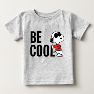 T-shirt Pour Bébé Snoopy "Joe Cool" debout
