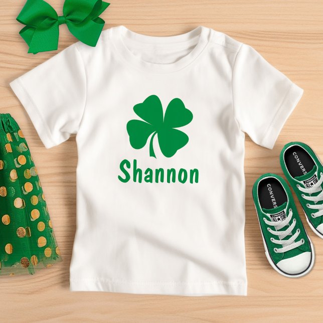 T-shirt Pour Bébé St. Patrick's Day Green Shamrock Nom personnalisé (Créateur téléchargé)