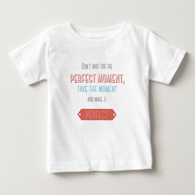 T-shirt Pour Bébé Style rétro typographique motivant (Devant)
