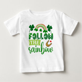 T-shirt Pour Bébé Suivez l'arc en ciel svg
