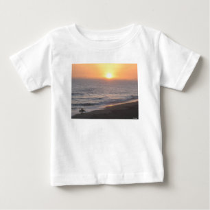 T-shirt Pour Bébé Surfeurs du coucher de soleil