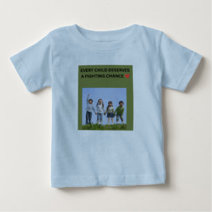 T-SHIRT POUR BÉBÉ TOUS LES ENFANTS MÉRITENT UNE CHANCE DE SE BATTRE 