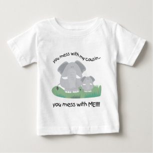 T-shirt Pour Bébé Tu bats avec mon cousin, tu bats avec moi