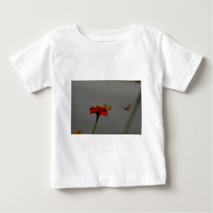 T-shirt Pour Bébé Tumeaux et Zinnia rouge