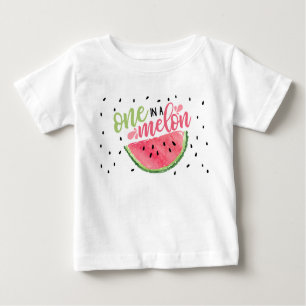 T-shirt Pour Bébé Un dans une chemise melon