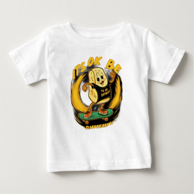 T-shirt Pour Bébé Un dessin animé mozzaerlla bâton sur le skateboard (Devant)