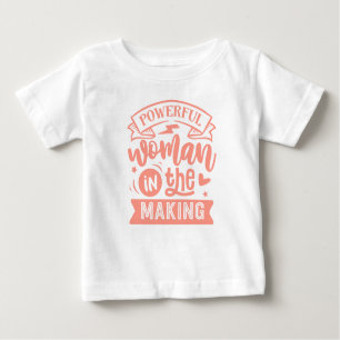 T-shirt Pour Bébé Une femme puissante en devenir : Mignonnes filles