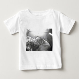 T-shirt Pour Bébé Une fille et son chien B&W Photo