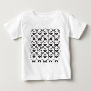 T-shirt Pour Bébé Vieux chien de berger anglais chez les moutons