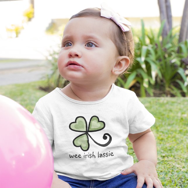 T-shirt Pour Bébé Wee Irish Lassie St. Patrick's Day Shirts (Créateur téléchargé)
