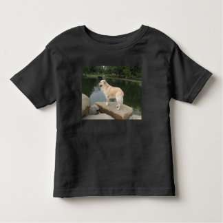 T-shirt Pour Les Tous Petits A Dog At A Pond