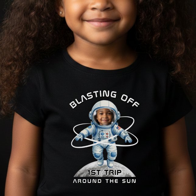 T-shirt Pour Les Tous Petits Astronaut Birthday Party 1st Trip Around the Sun (Créateur téléchargé)