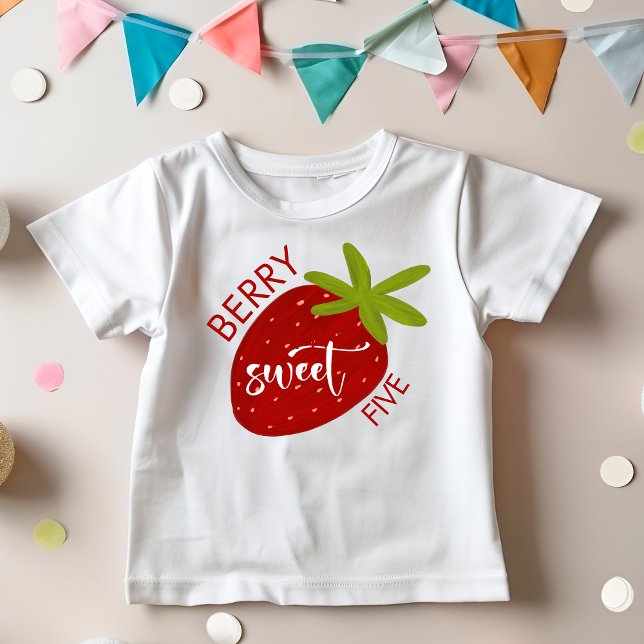 T-shirt Pour Les Tous Petits Berry Sweet strawberry kids birthday (Créateur téléchargé)