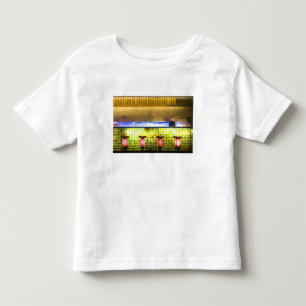 T-shirt Pour Les Tous Petits Chine, Shanghai. Bar dans le quartier de bars Xin 
