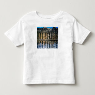 T-shirt Pour Les Tous Petits Détail de la frise de soulagement sur l'escalier